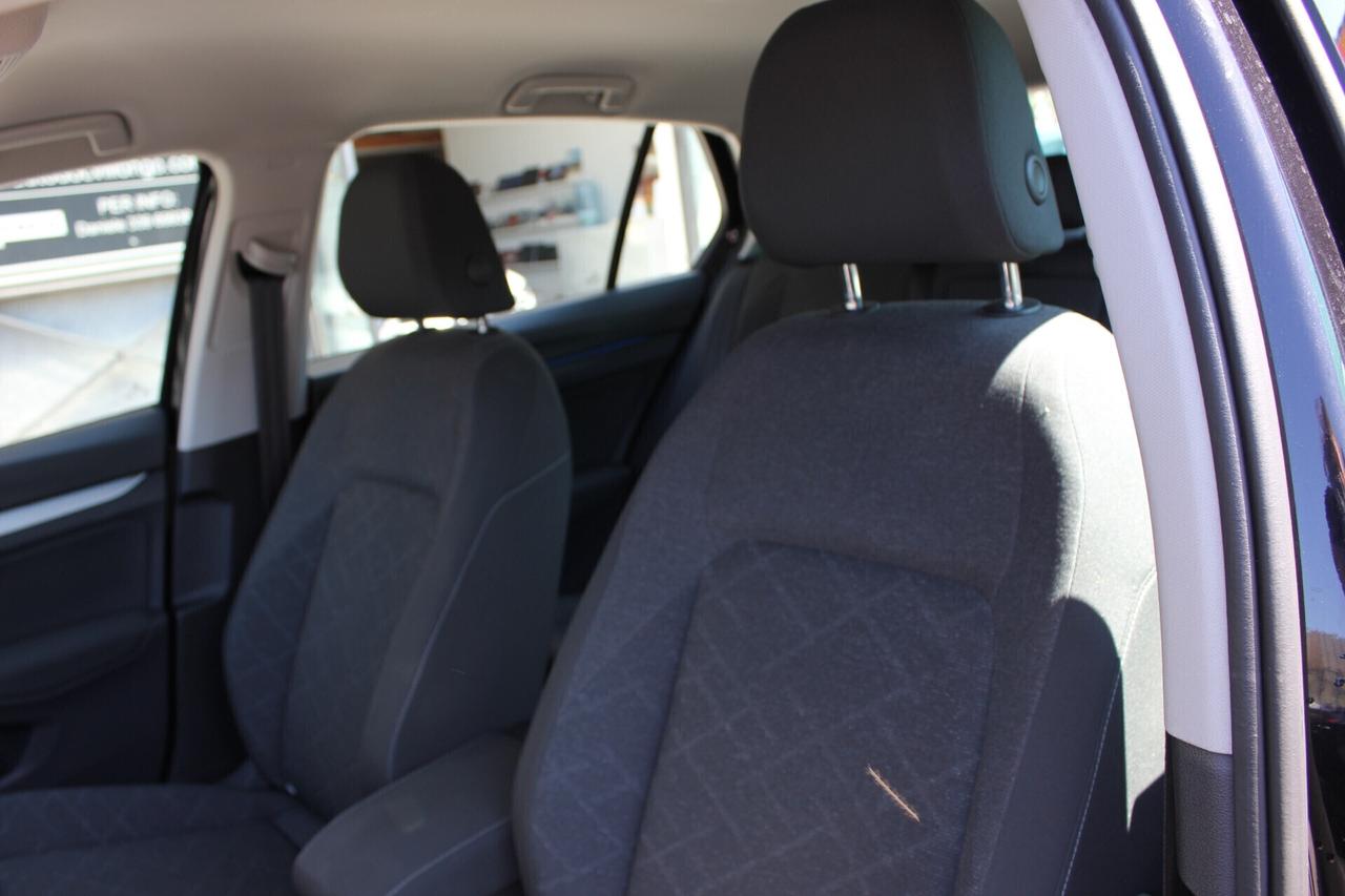 Volkswagen Golf 2.0 TDI DSG LIFE PRONTA CONSEGNA