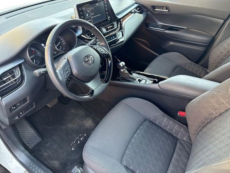 Toyota C-HR C-HR 2.0h Trend e-cvt