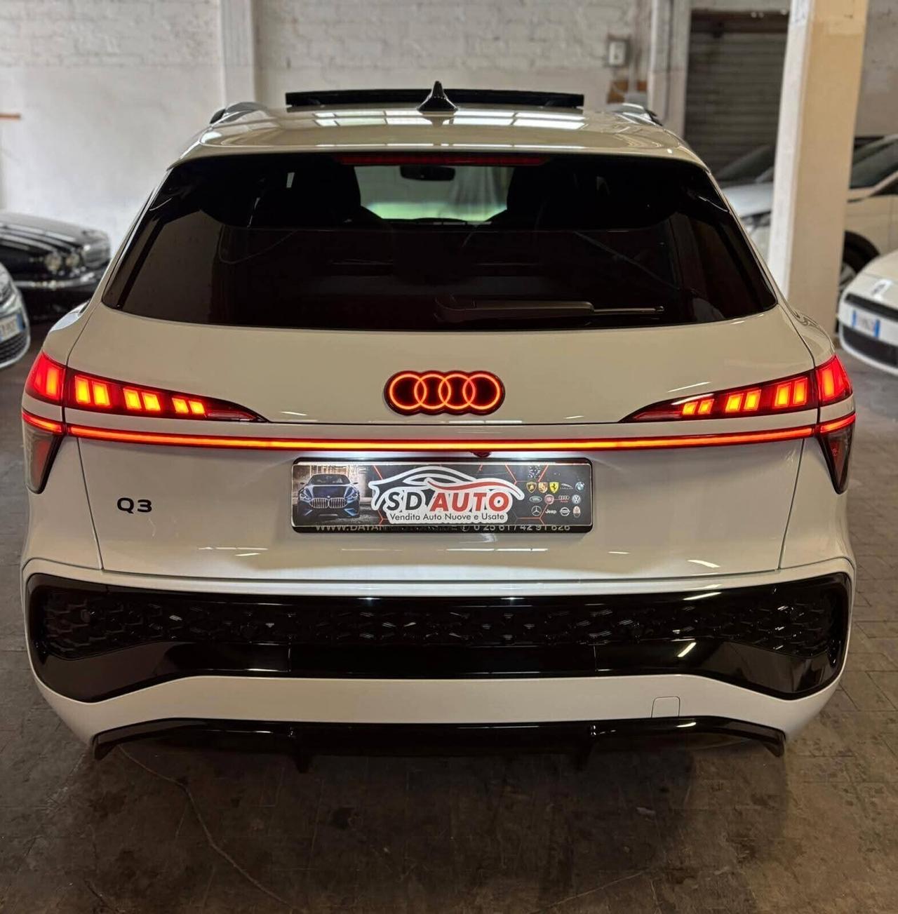 Audi Q3 35 TDI S tronic line edition//*