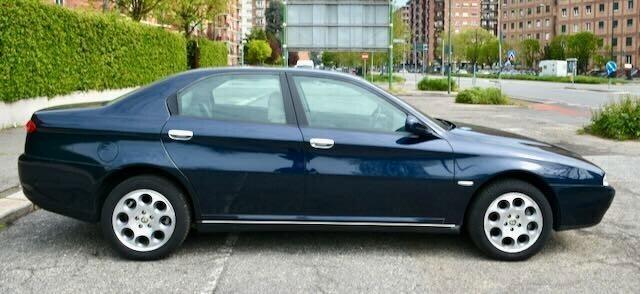 Alfa Romeo 166 2.0i V6 turbo cat Super