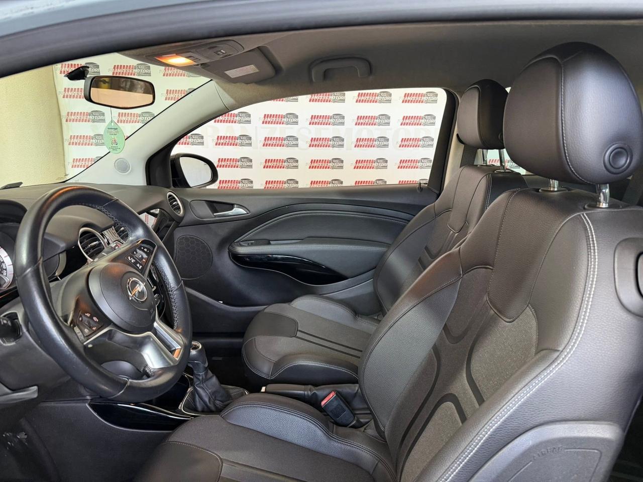 Opel Adam 1.2 70 CV Glam