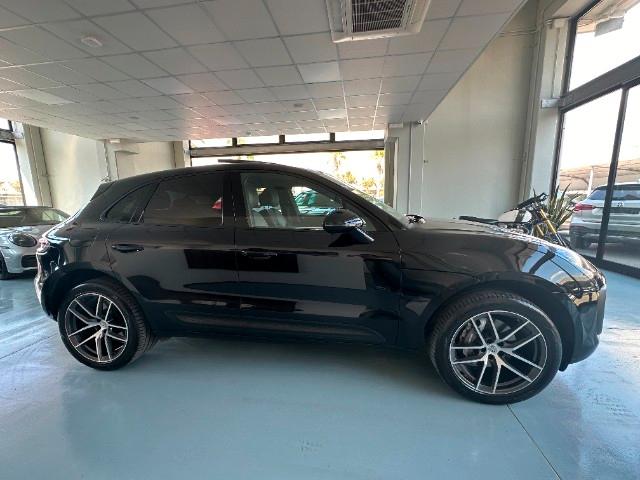 PORSCHE Macan 2.0