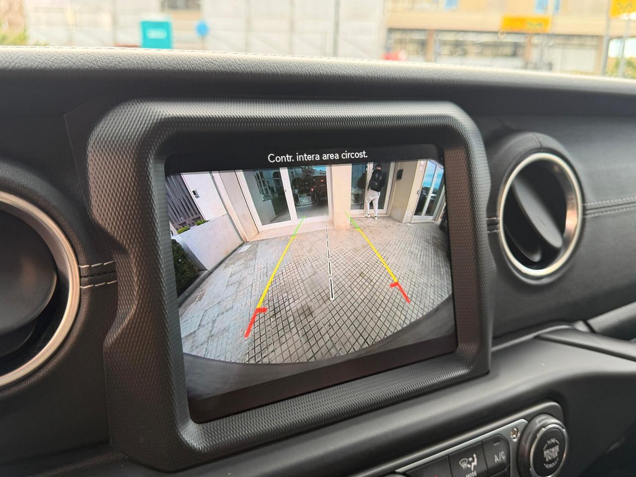 Jeep Wrangler Unlimited 2.2 Mjt II Sahara