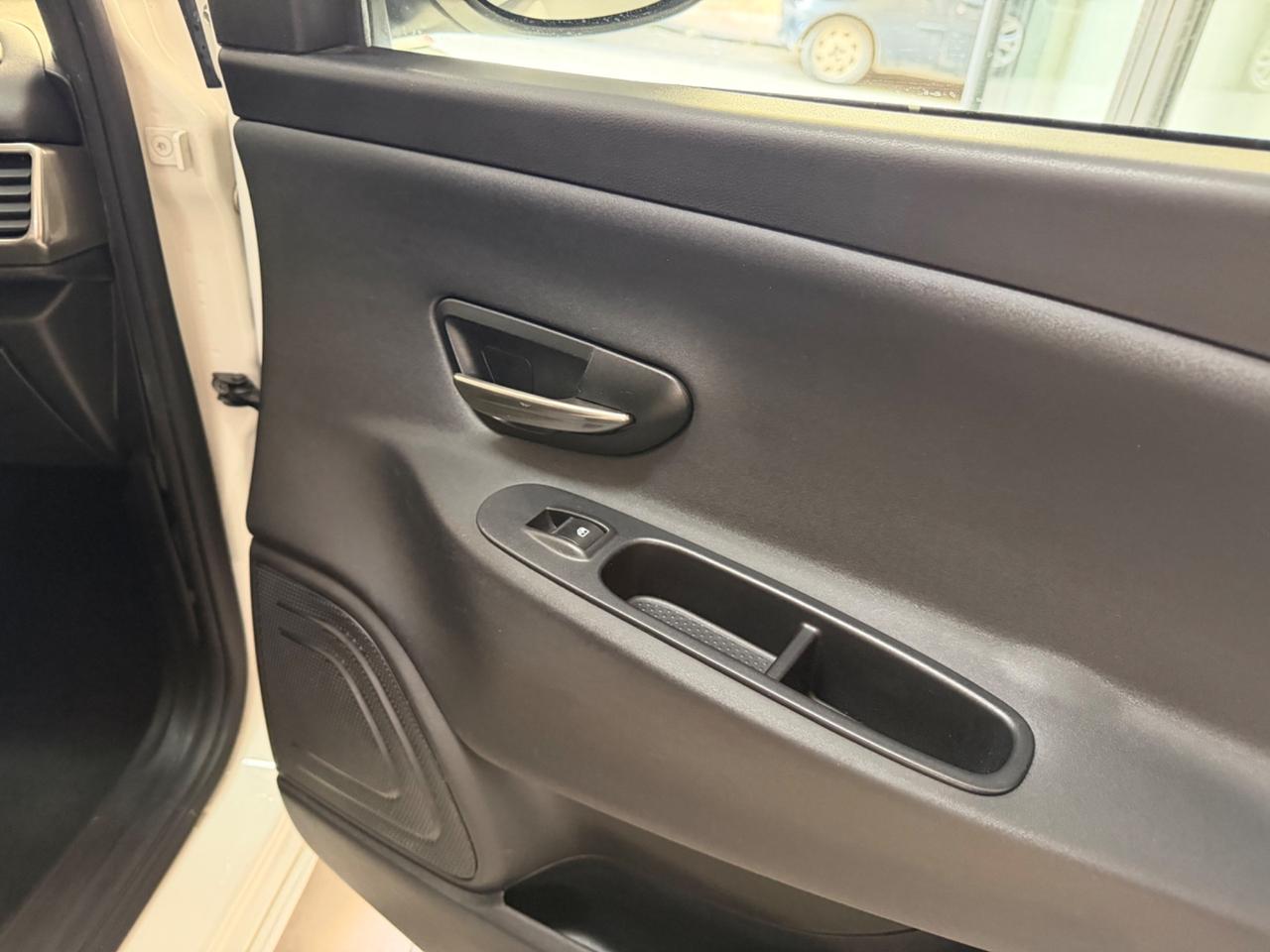 Lancia Ypsilon 1.2 Benzina 69 CV Platinum
