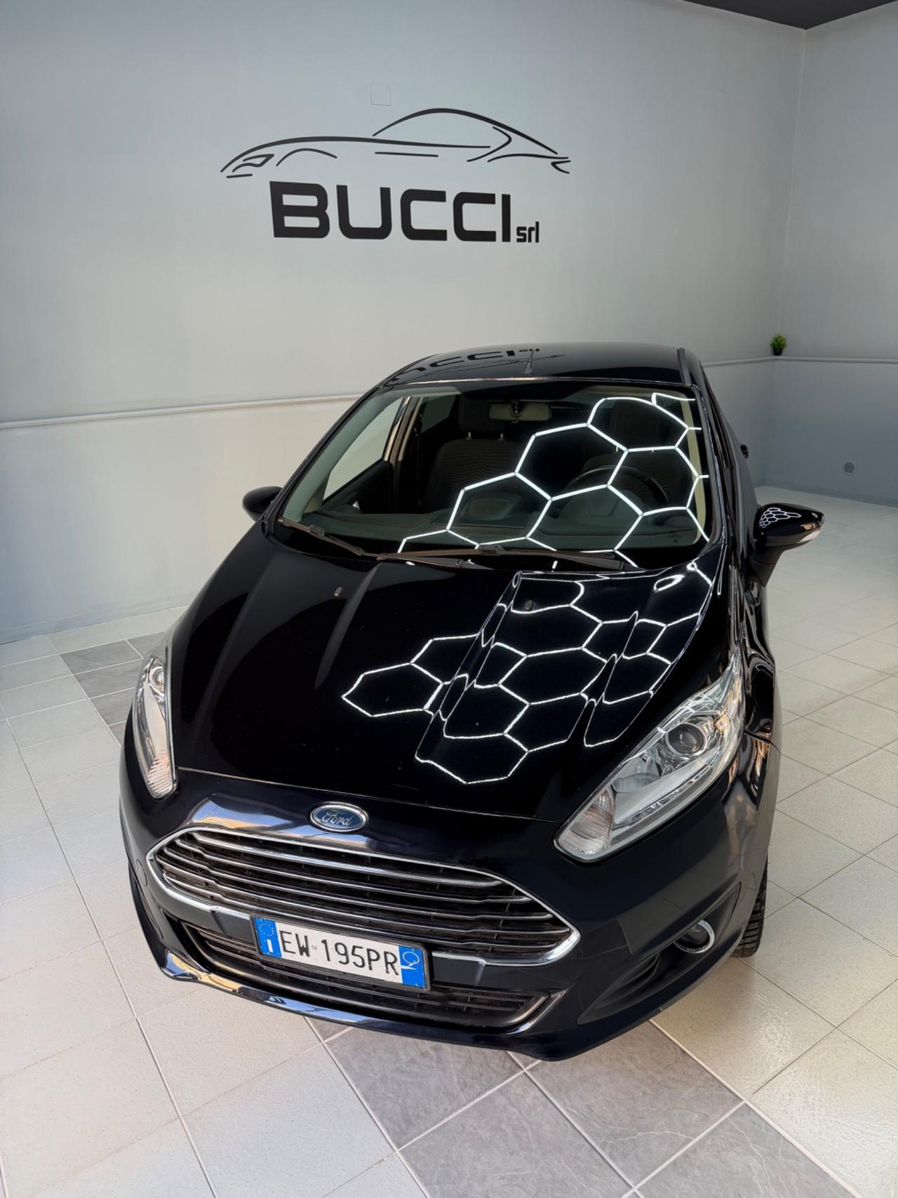 Ford Fiesta 1.5 TDCi 75CV 5 porte Titanium