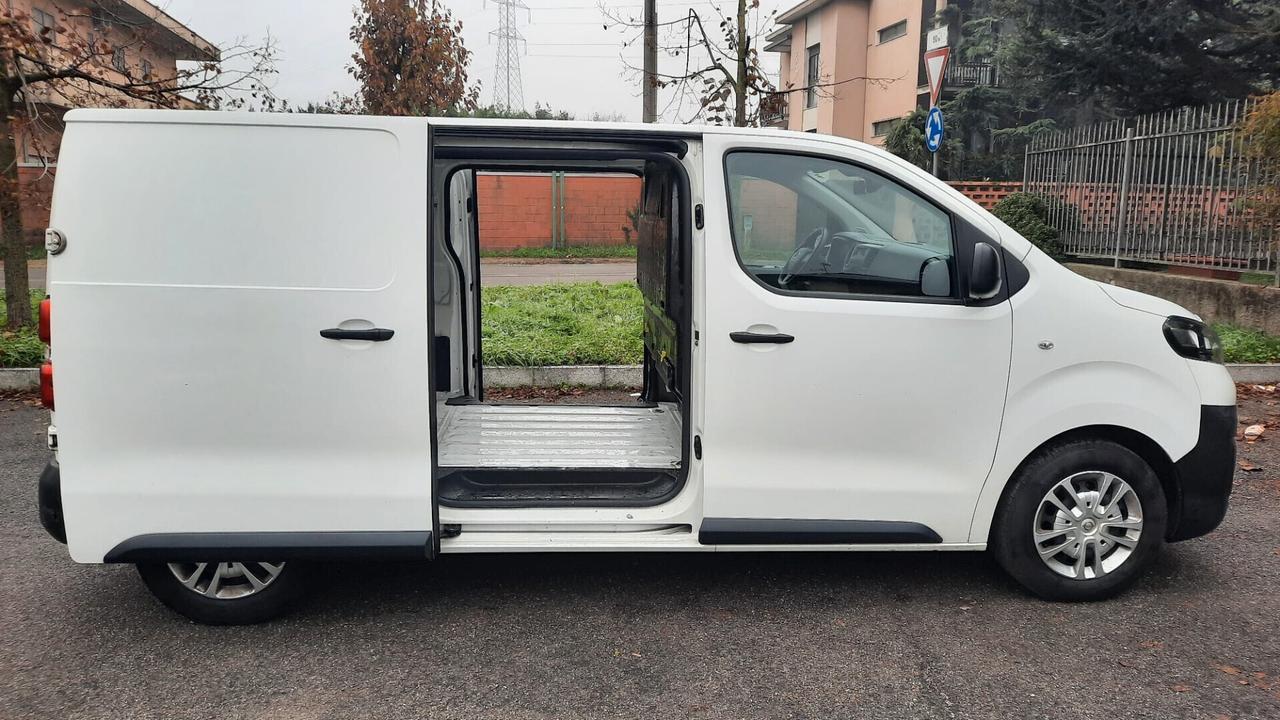 Opel Vivaro 2020