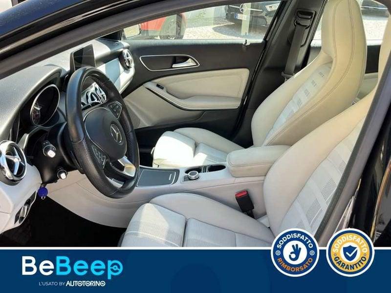 Mercedes-Benz GLA 200 D SPORT AUTO
