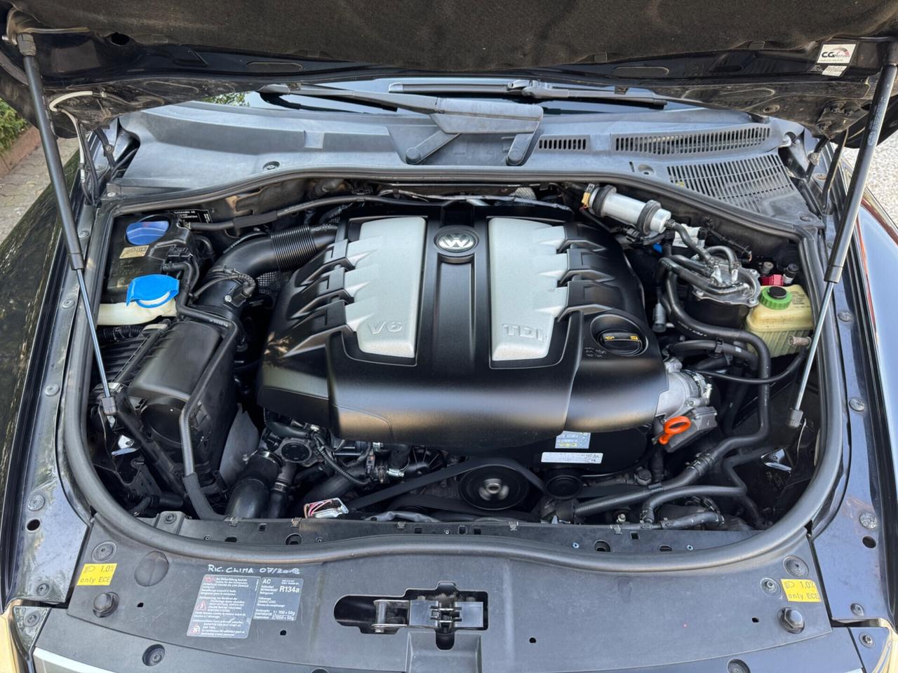 Volkswagen Touareg 3.0/240CV V6 TDI DPF tip. Executive