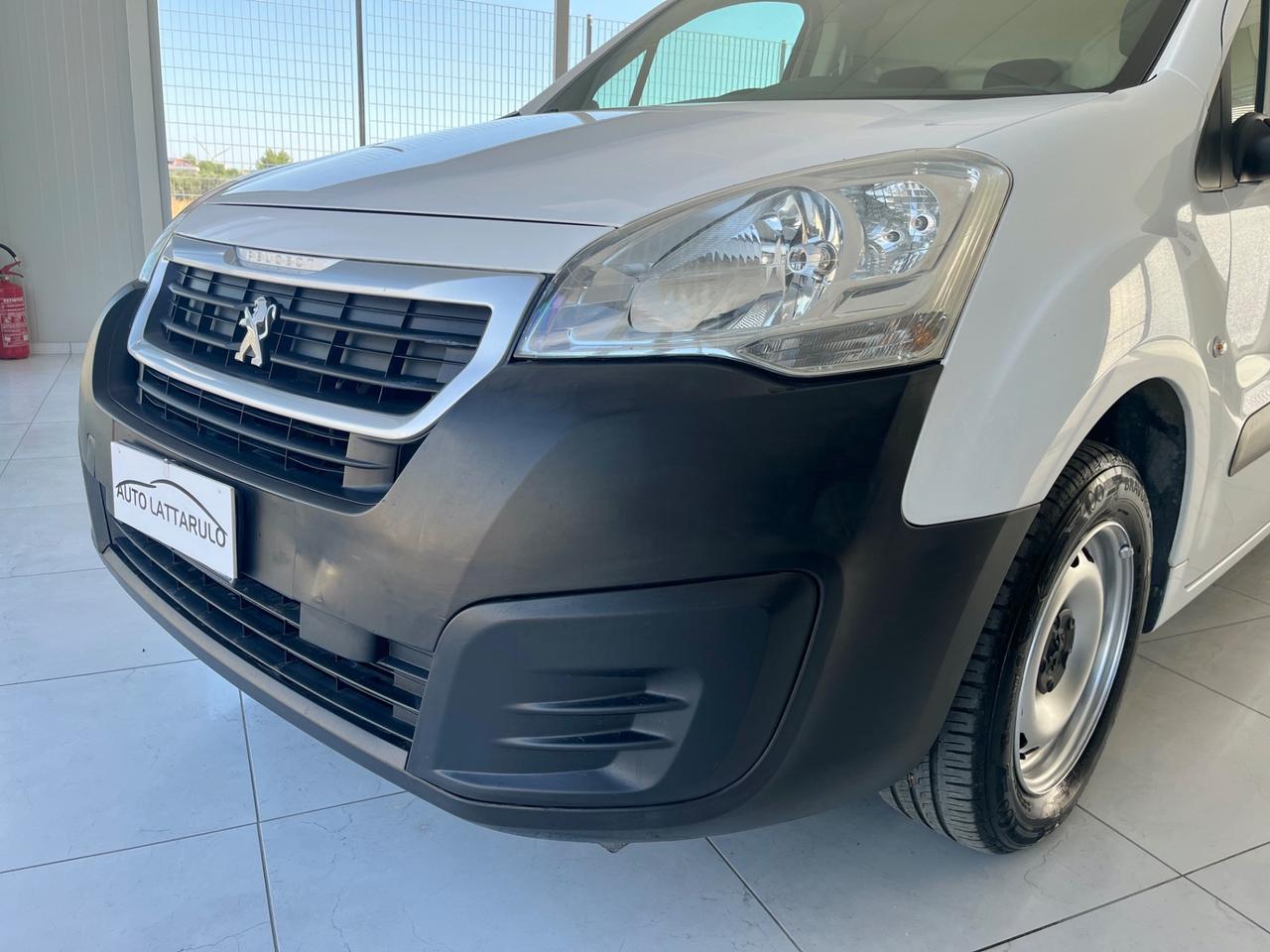 PEUGEOT PARTNER 1600 HDI 3 POSTI
