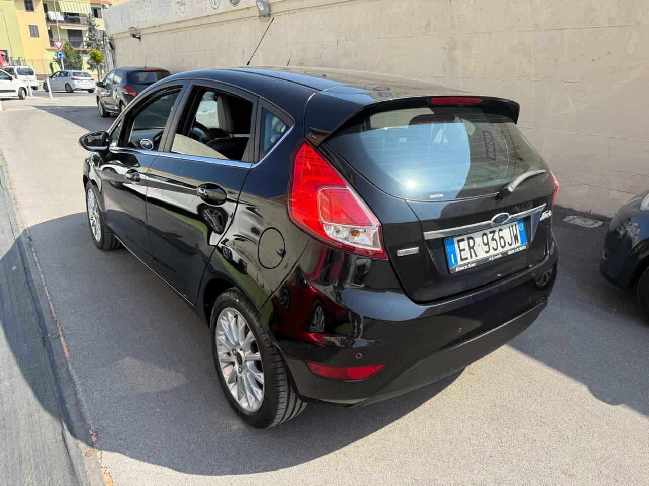 Ford Fiesta 1.0GPL 100CV 5 porte Individual - 2013