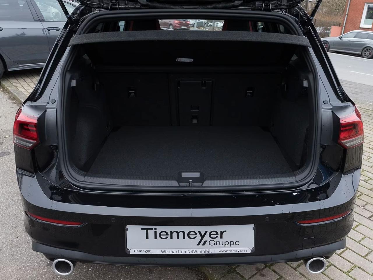Volkswagen Golf GTI 2.0 TSI DSG NAVI VIRTUAL LED CAMERA