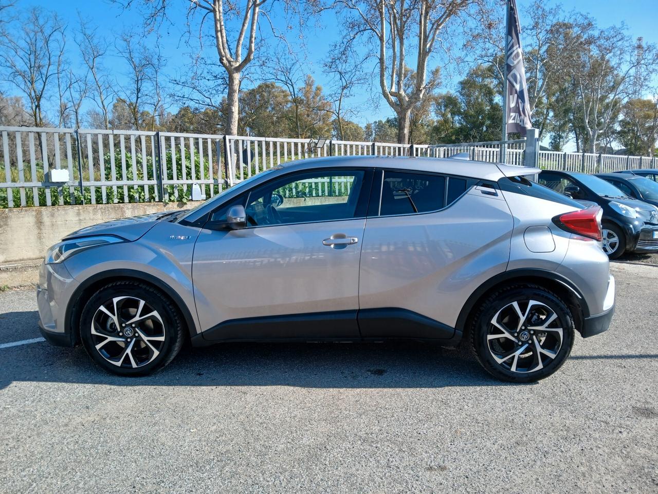 Toyota C-HR 1.8 HYBRID E-CVT STYLE