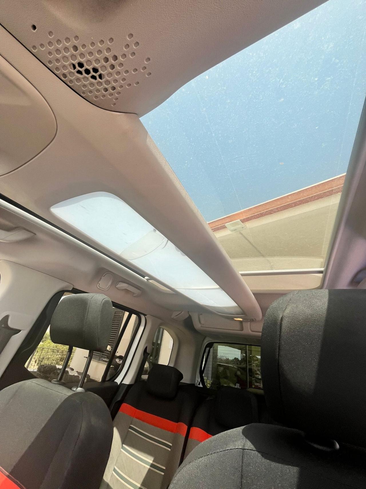 Citroen Berlingo BlueHDi 100 M Shine