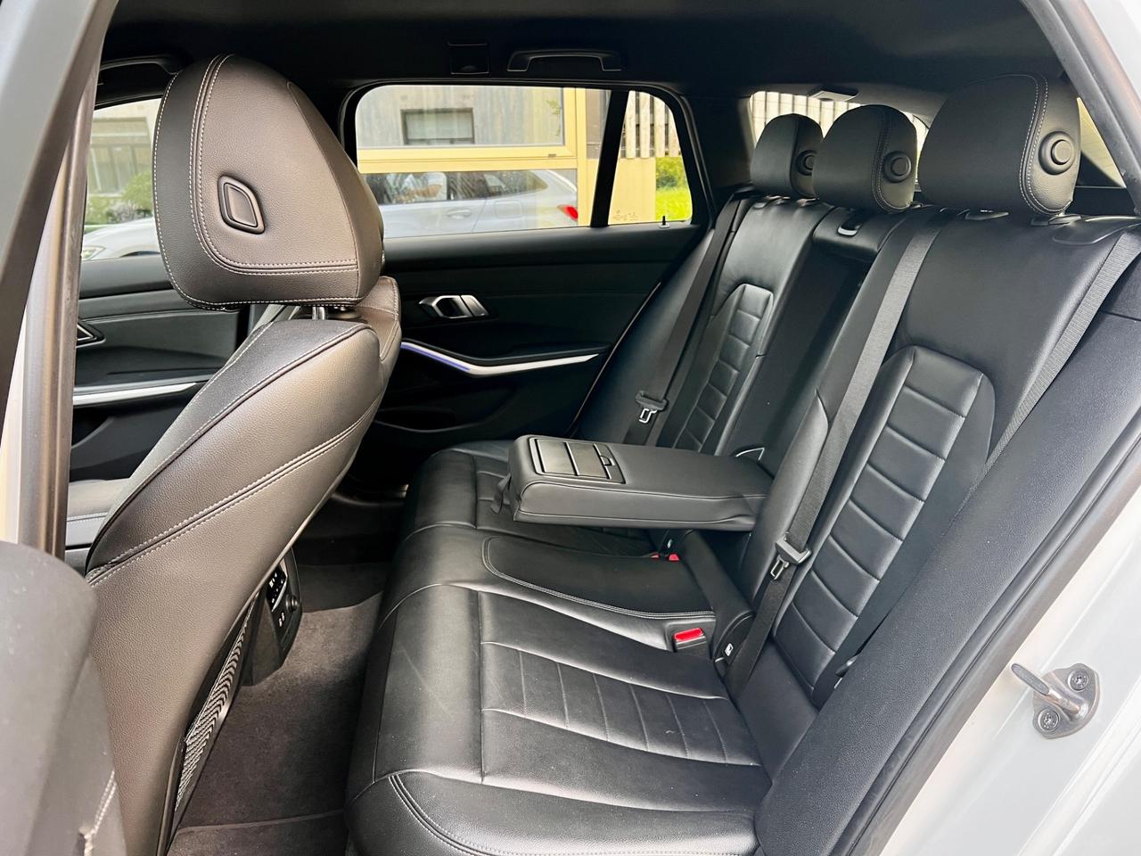 Bmw 330 330d xDrive Touring Msport