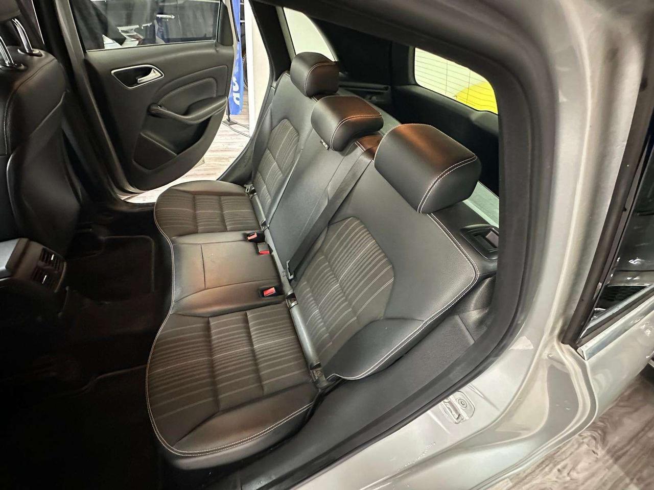 Mercedes-Benz B 180 B 180 be Premium