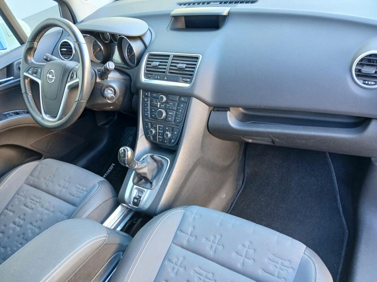 Opel Meriva 1.6 Cosmo EURO 6B !