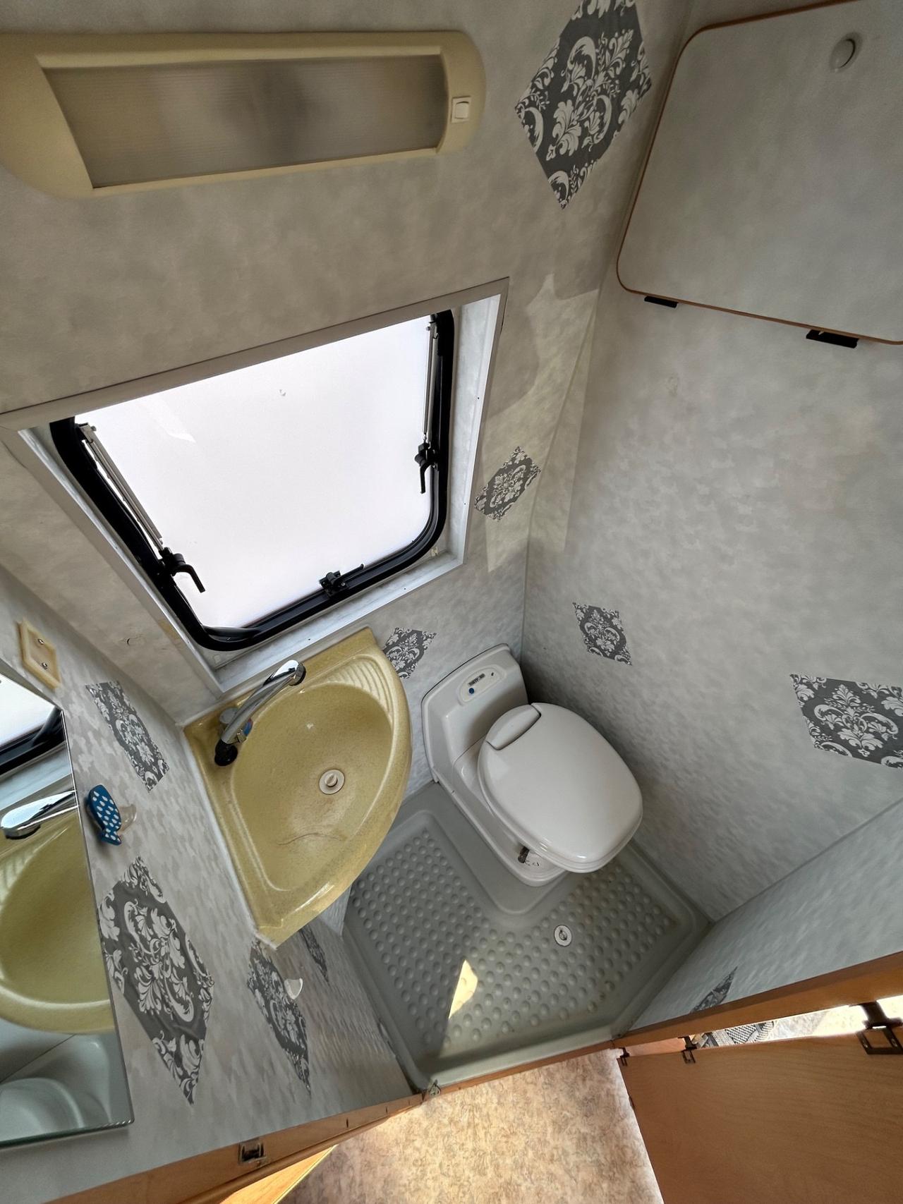 978 camper puro adria del 2004 in saldo