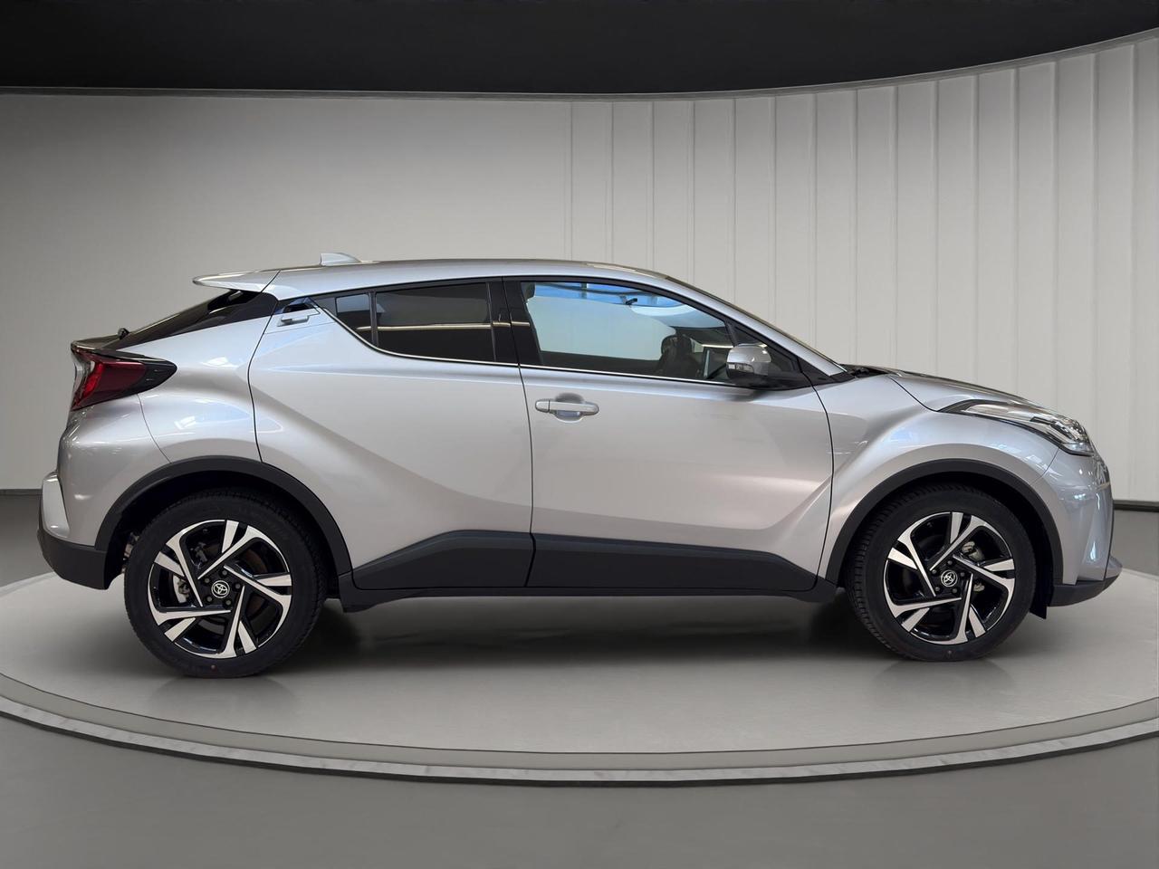 Toyota C-HR 2.0h More Business e-cvt