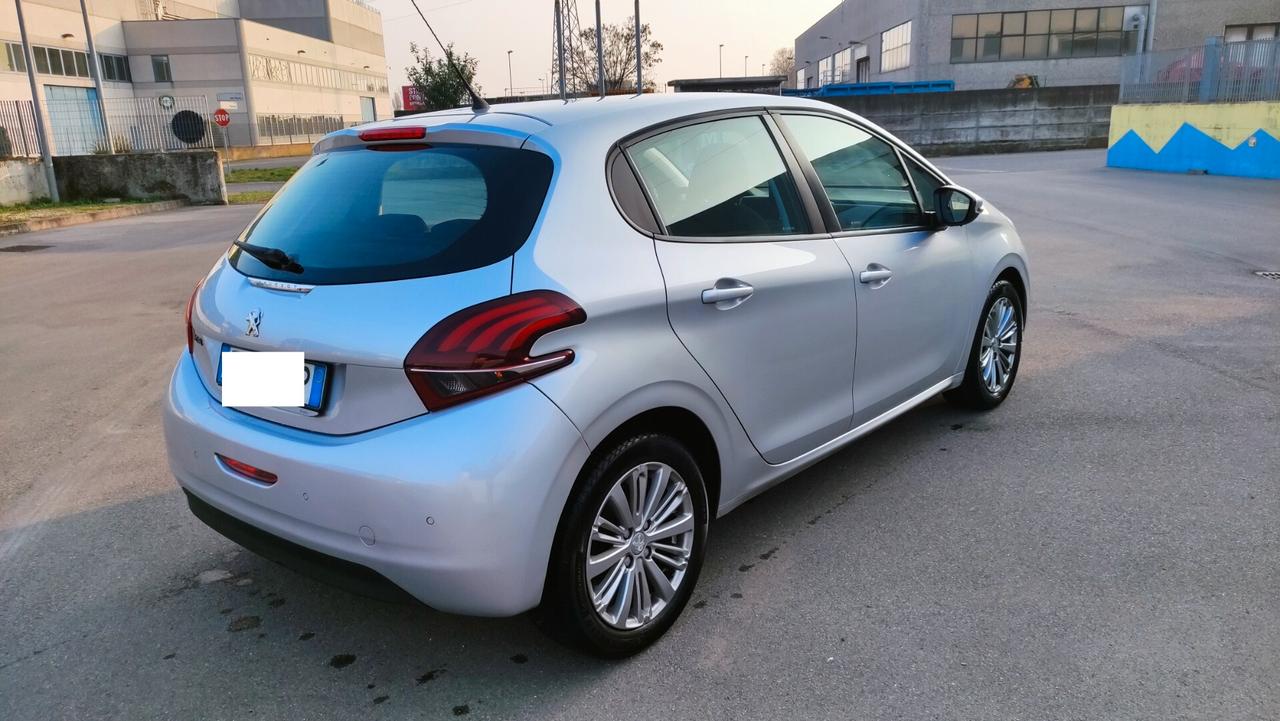 Peugeot 208 PureTech 82 5p. GPL Allure NEOPATENTATI - 2018
