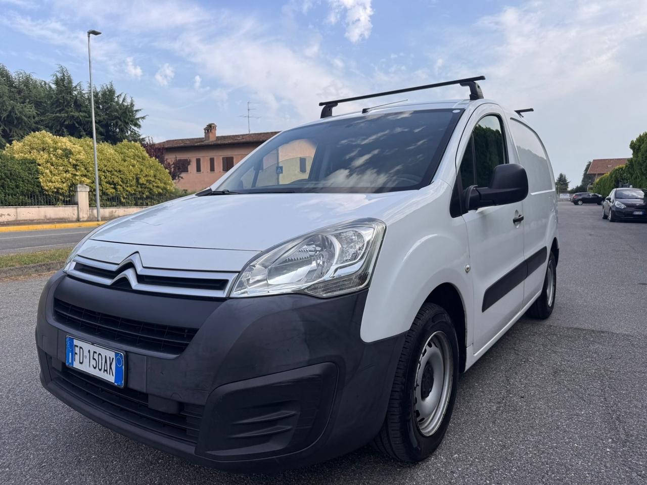Citroen Berlingo 1.6 diesel, 3 p, anno 2016, autocarro
