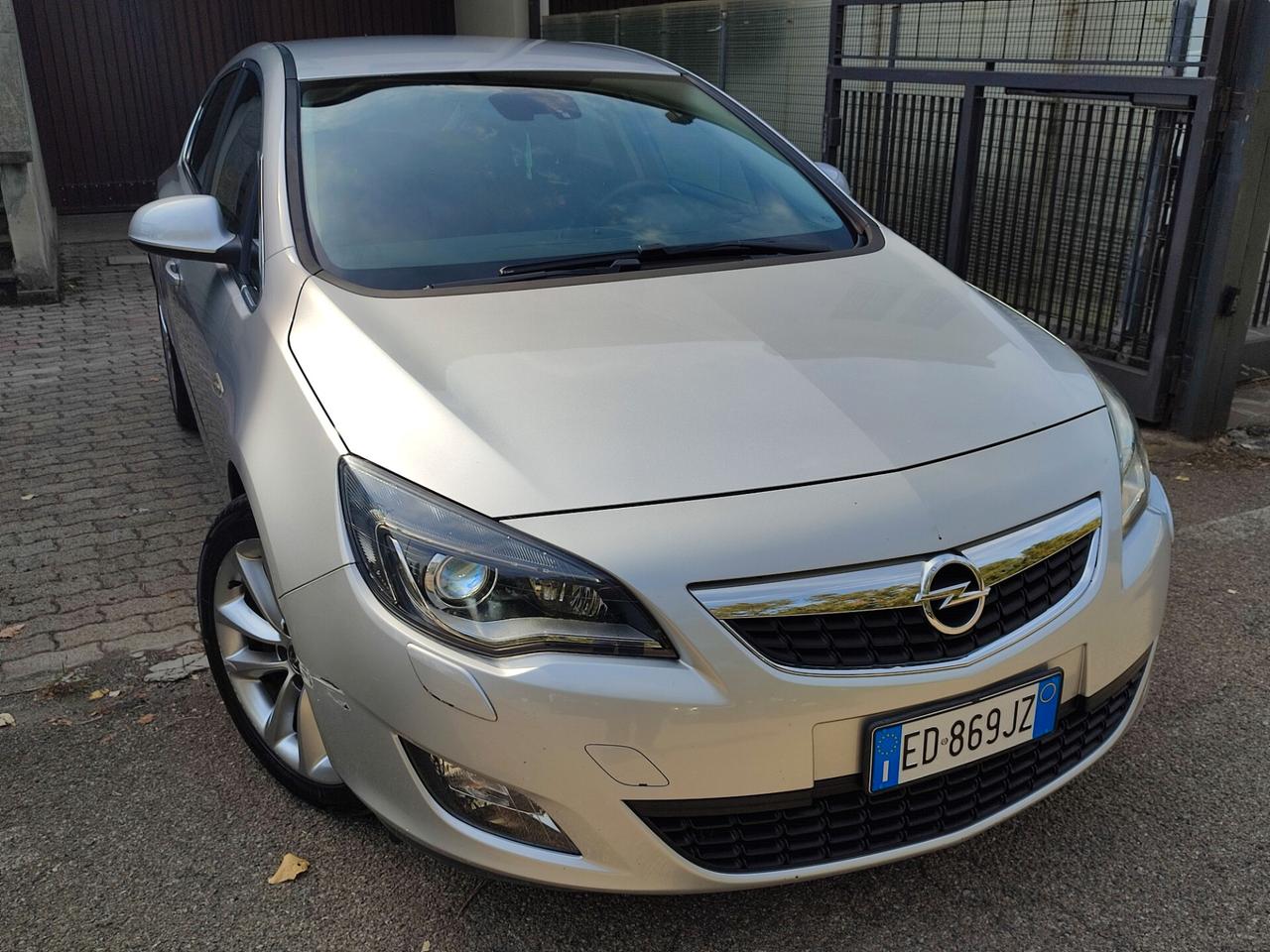 OPEL ASTRA 1.7CDTI BERLINA 8GOMME NUOVE STUPENDA