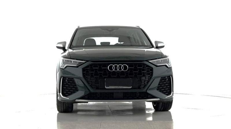 Audi Q3 RS Q3 quattro S tronic