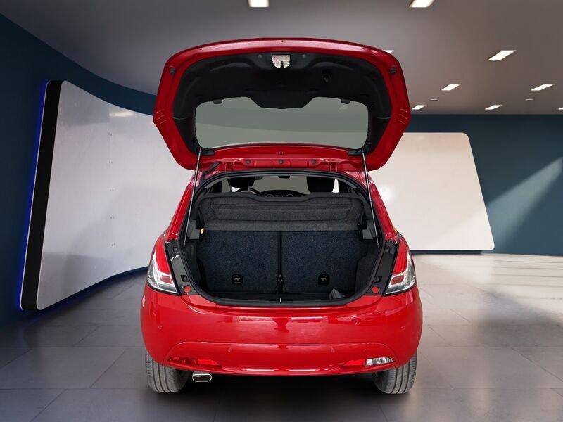 Lancia Ypsilon III 2021 1.0 firefly hybrid Gold s&s 70cv