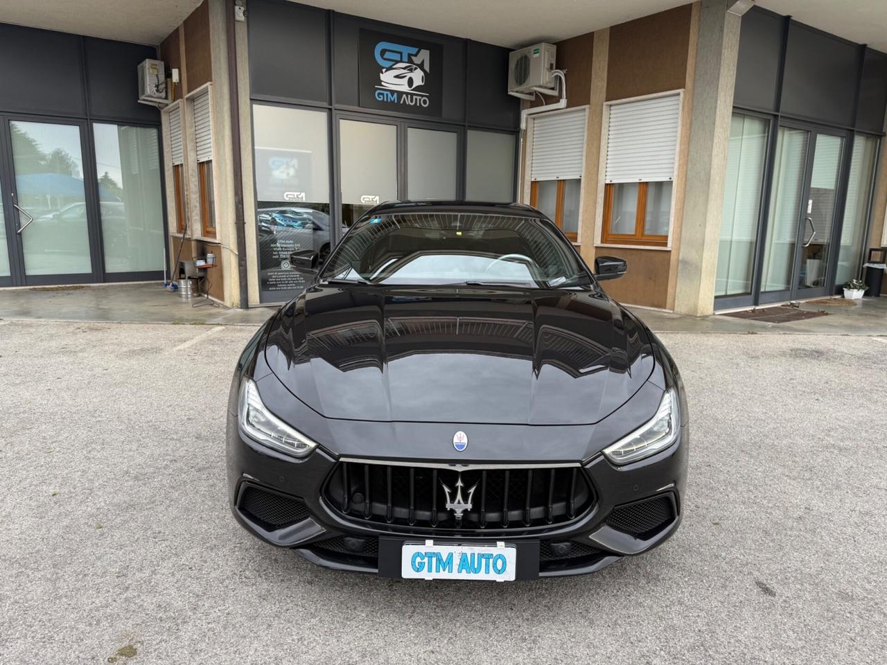 Maserati Ghibli L4 330 CV MHEV Gransport