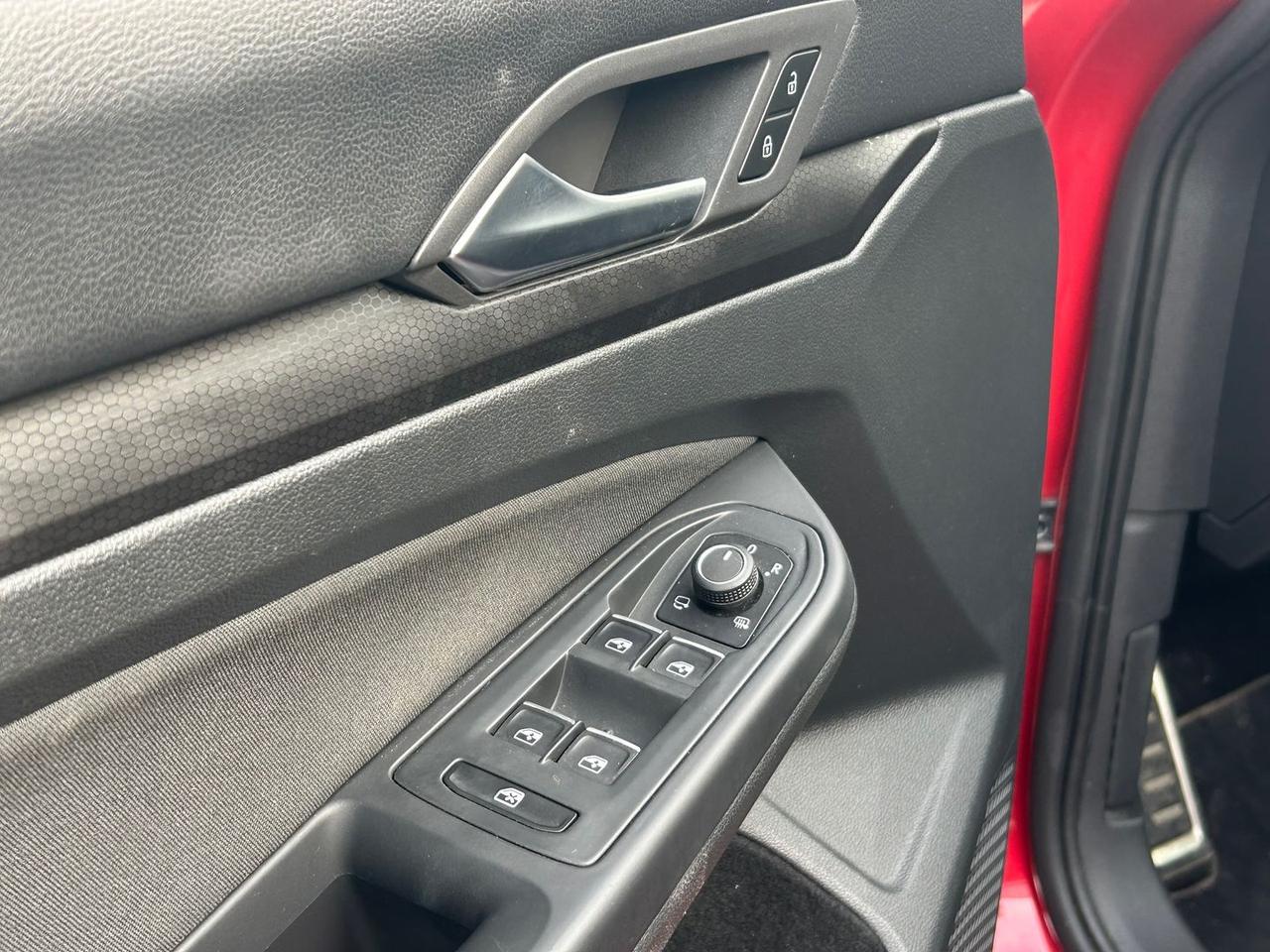 Volkswagen Golf GTI Ultimate 2.0 TSI GTI #9702