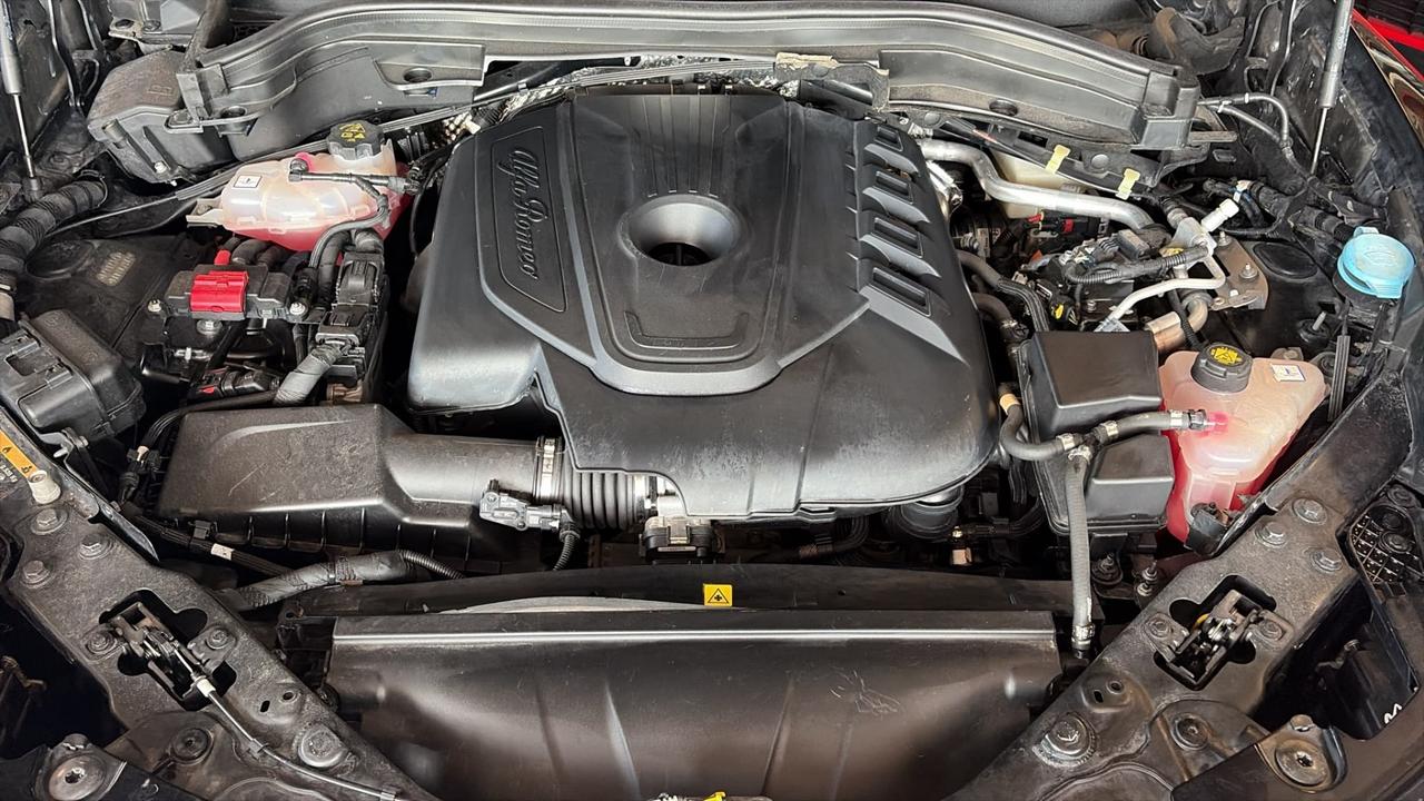 Alfa Romeo Stelvio 2.2 Turbodiesel 190 CV AT8 Q4 Sport-Tech