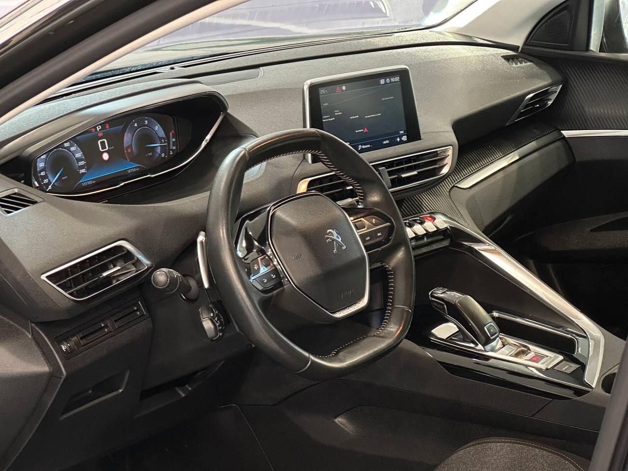 Peugeot 3008 BlueHDi 130 S&S EAT8 Allure