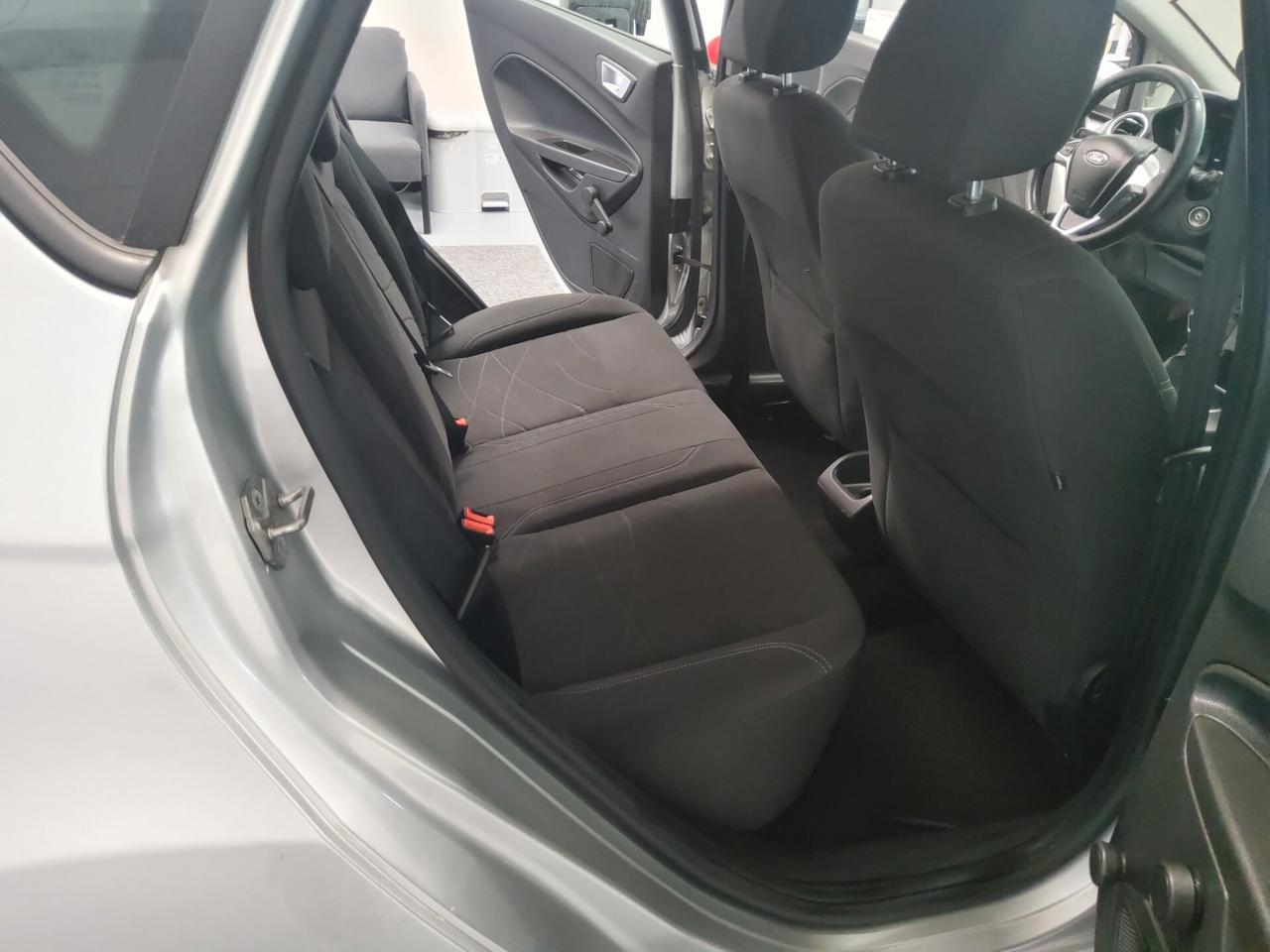 Ford Fiesta 1.5 TDCi 75CV 5 porte