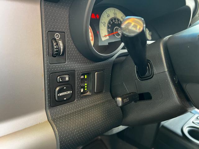 TOYOTA Land Cruiser FJ