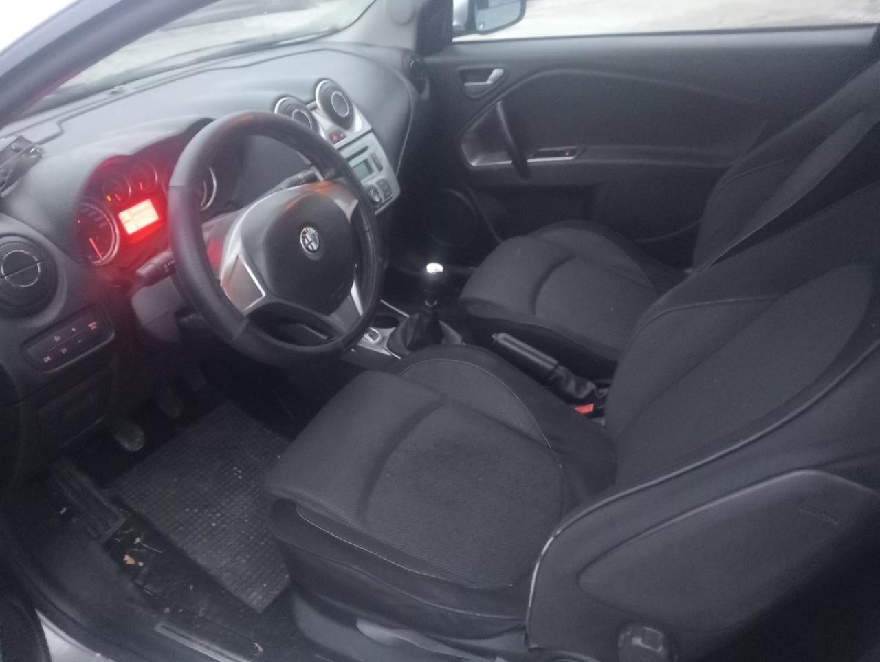 Alfa Romeo MiTo 1.6 JTDm 16V Distinctive 2009