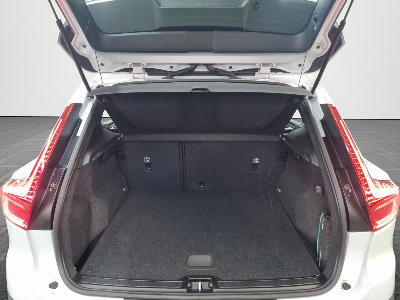 Volvo XC40 T2 automatico Core