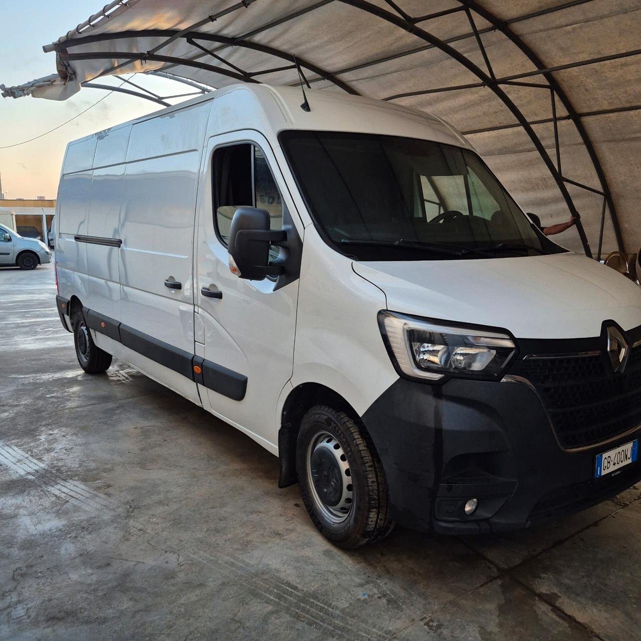 Renault master medio tetto alto