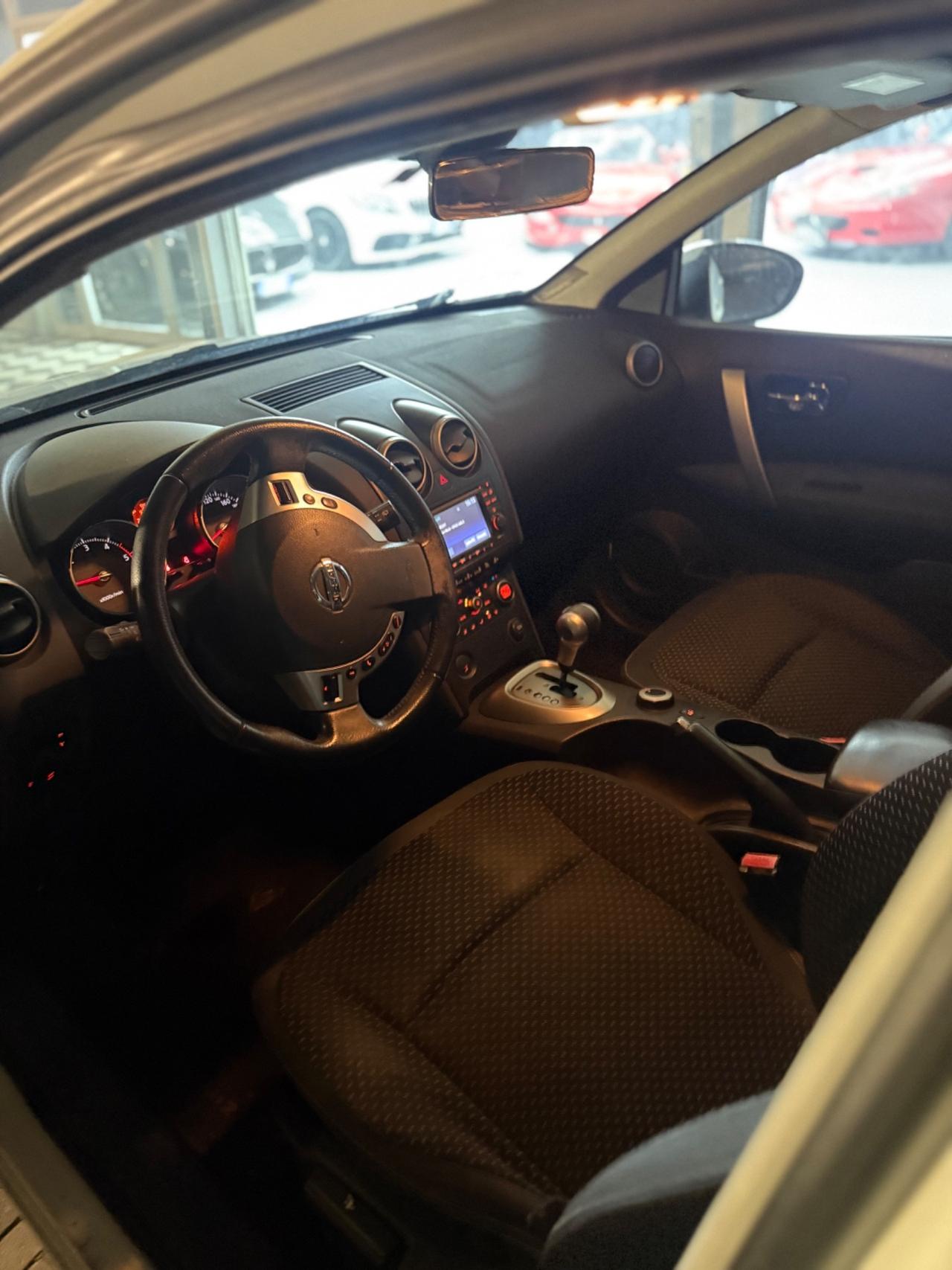 Nissan Qashqai Qashqai+2 2.0 4WD dCi DPF Tekna