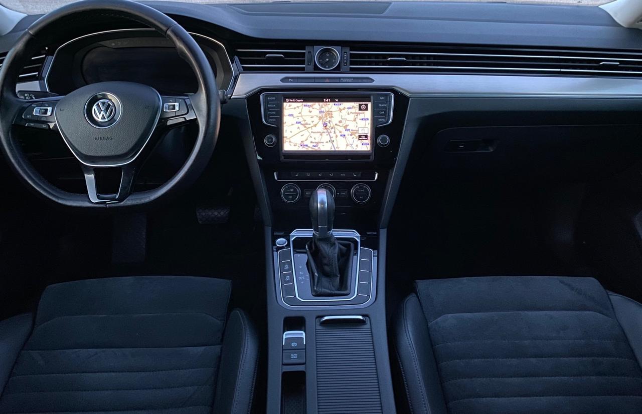 Volkswagen Passat Variant 2.0 TDI DSG Highline BlueMotion Technology