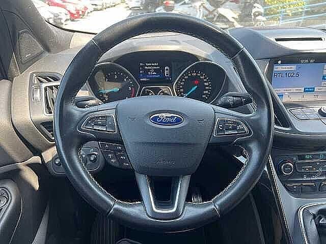 Ford Kuga 1.5 TDCI 120 CV S&S 2WD ST-Line