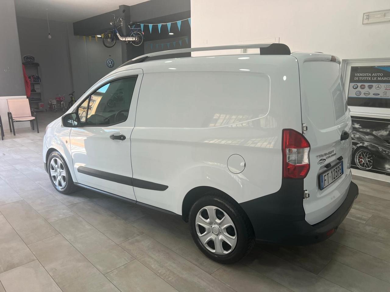 Ford Transit Courier Transit Courier 1.5 TDCi 75CV Van Entry