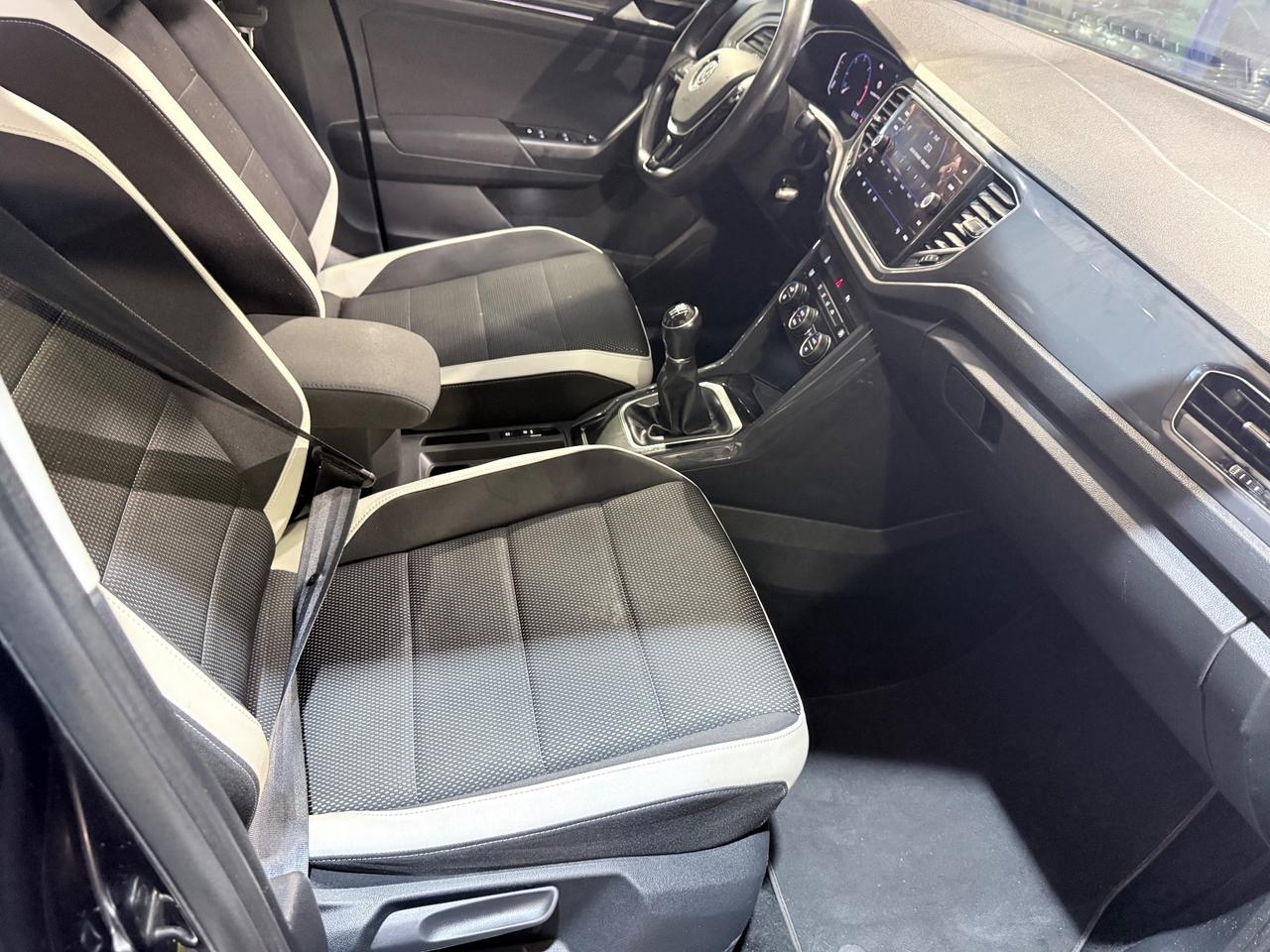 Volkswagen T-Roc 1.6 TDI SCR Advanced BlueMotion Technology