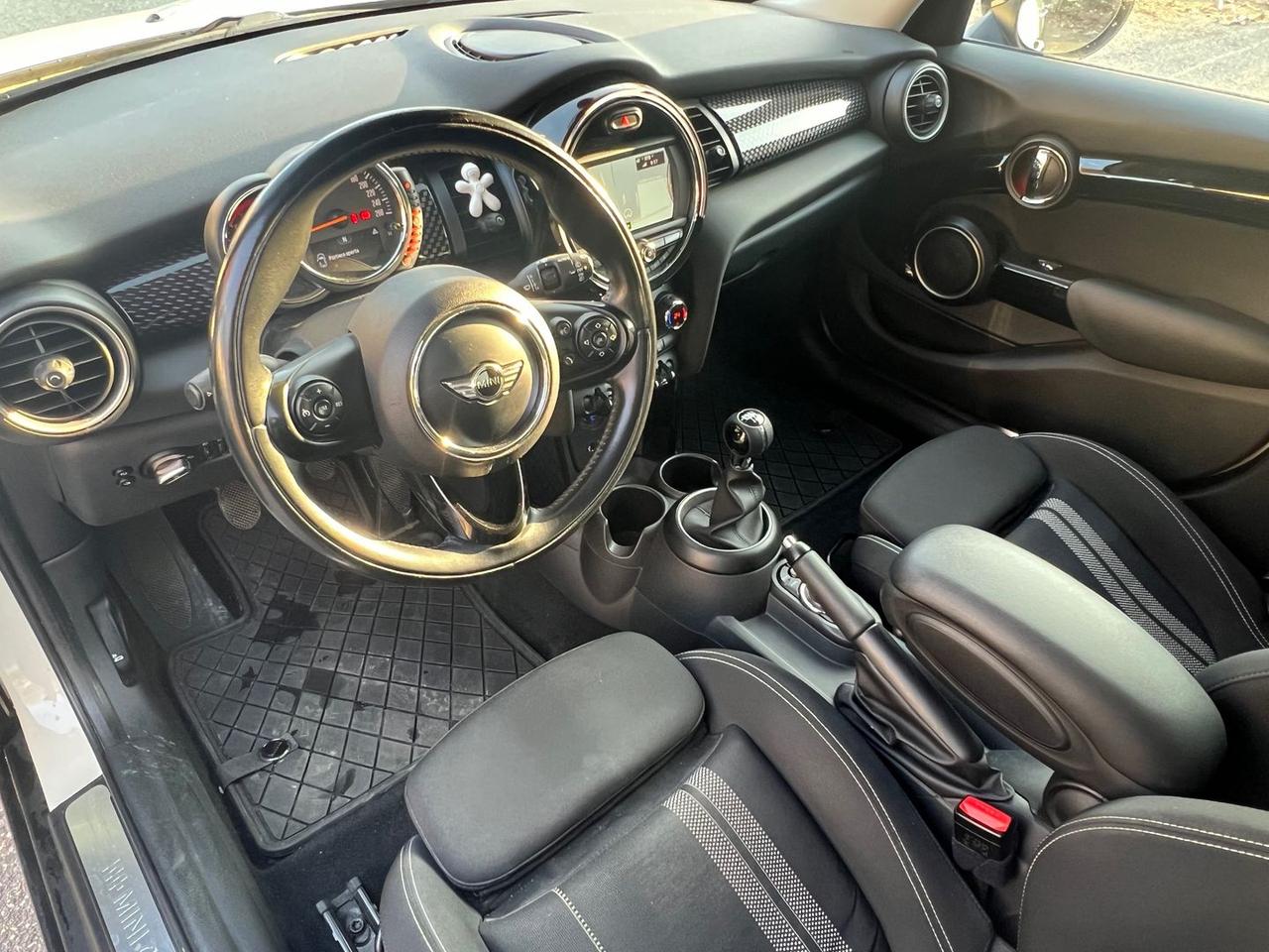 Mini Cooper Business XL 2.0 Cooper SD #8852