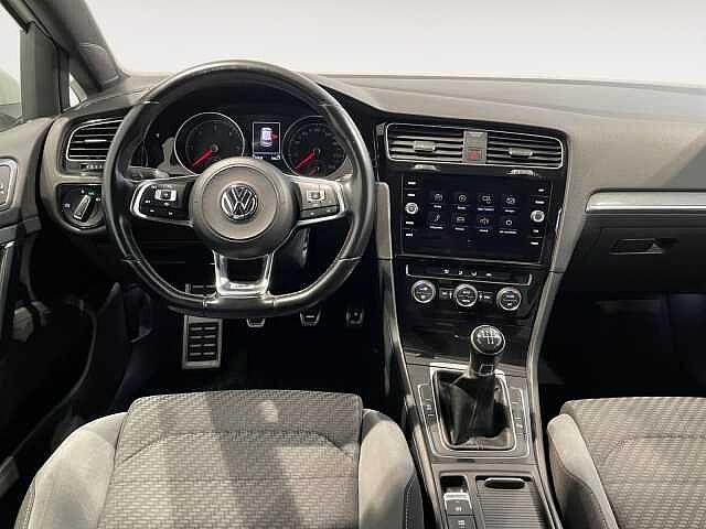 Volkswagen Golf 7ª serie 1.6TDI 115CV Sport R-Line - NEOPATENTATI