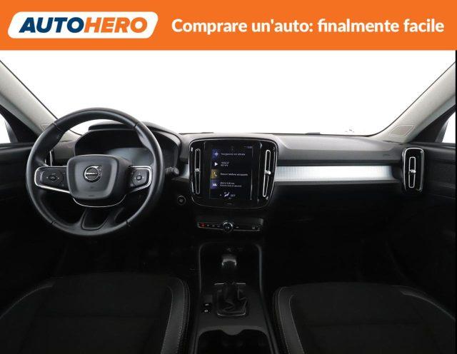 VOLVO XC40 T3 Momentum
