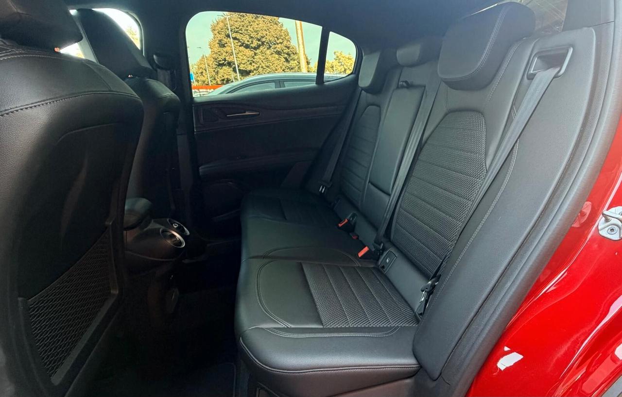 Alfa Romeo Stelvio 2.2 Turbodiesel 210 CV AT8 Q4 Competizione