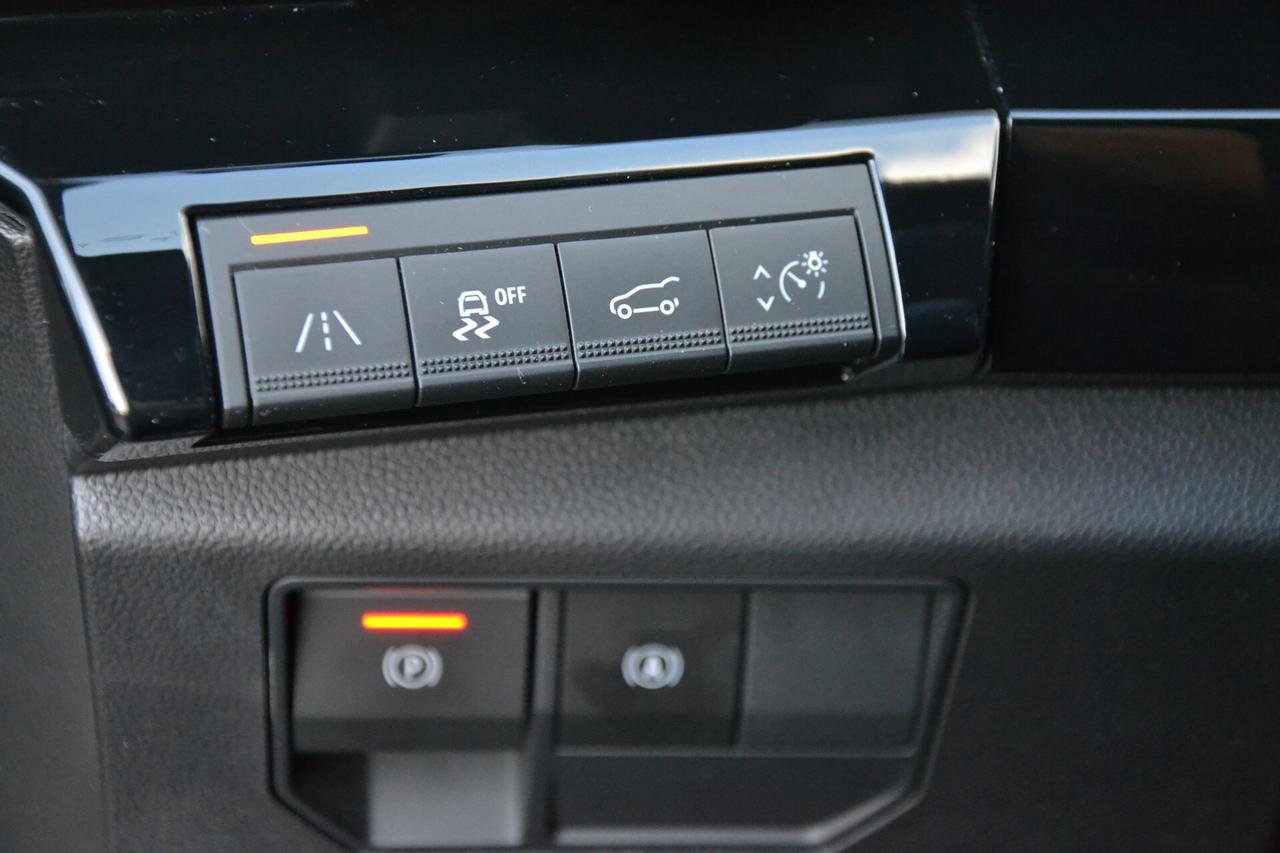 Renault Austral 1.3 160CV MHD TECHNO AUT.+PELLE+NAVI+RCAM+FULL LED