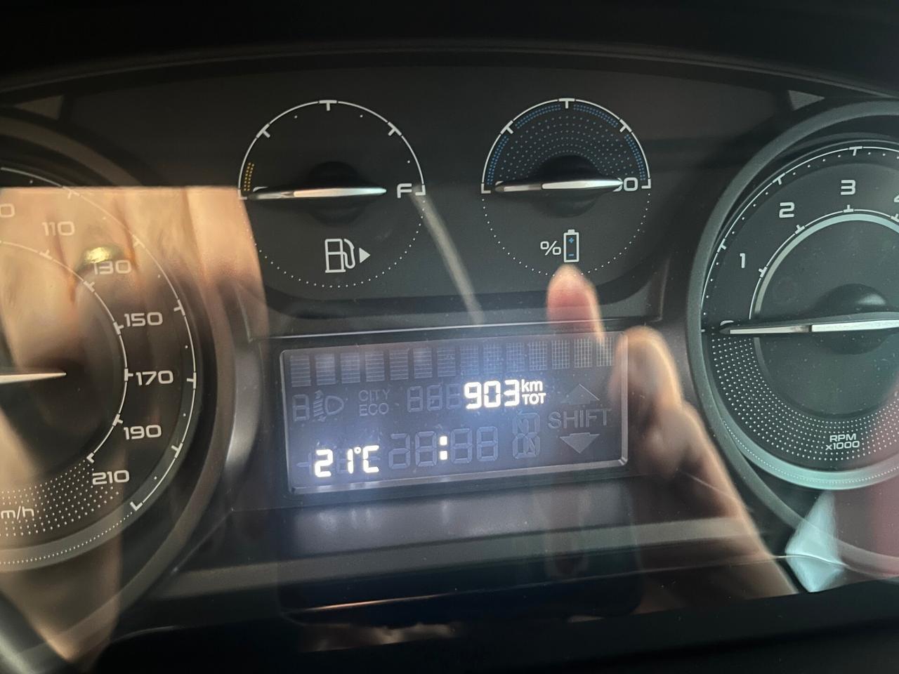 Lancia Ypsilon 1.0 FireFly 5 porte S&S Hybrid Gold Plus