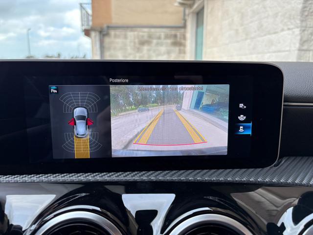 MERCEDES-BENZ A 200 d Automatic Business Extra MONITOR 10,25''