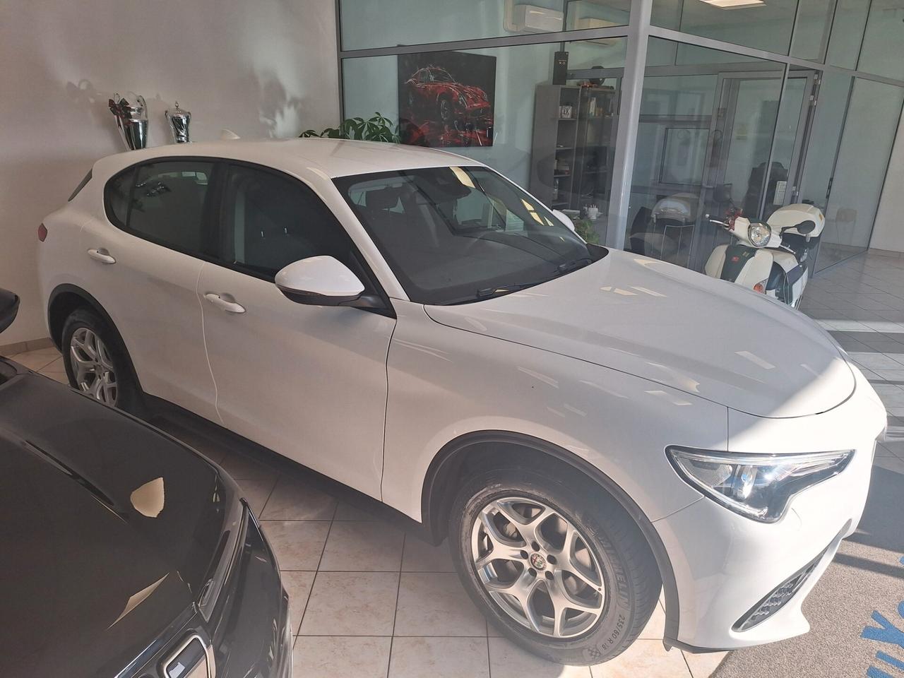 Alfa Romeo Stelvio 2.2 Turbodiesel 190 CV AT8 RWD Business