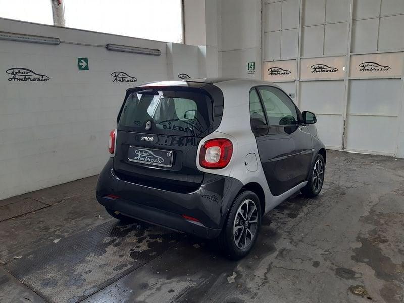 smart fortwo fortwo 70 1.0 Passion 120,00 AL MESE